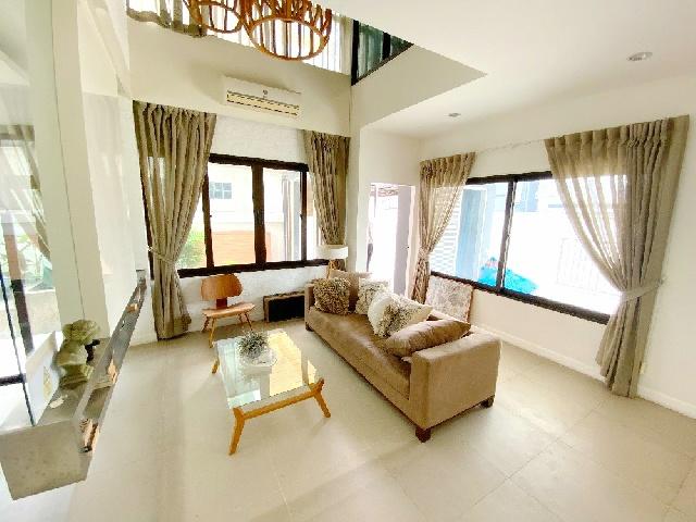 ตลาดสดท่าอิฐ 1.5 กม. MRT บางรักใหญ่ 600 ม. คฤหาสน์หรู แนวตั้งเฟอร์ครบ 3 ชั้น ให้เช่าพร้อมเฟอร์ 5แอร์ 37 ตร.วา. นานาชาติด 2