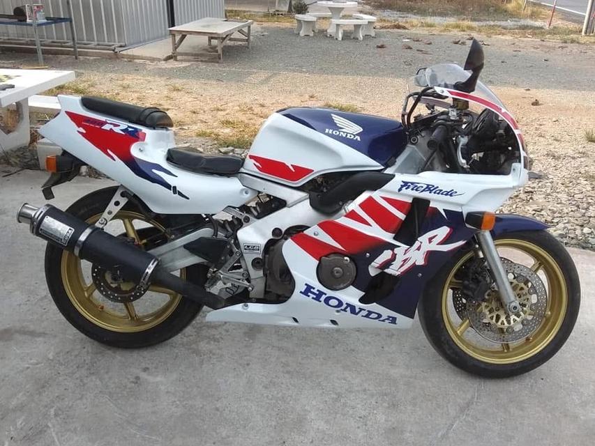 Honda CBR400 For Sale 4