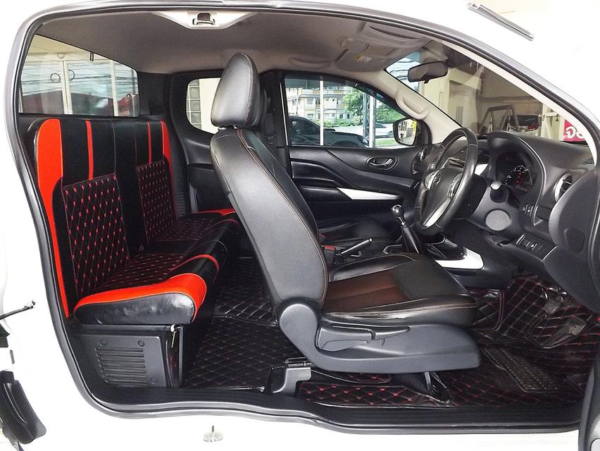 (แจ้งรหัสรถ KCY1613) NISSAN NAVARA NP300 KING CAB CALIBRE 2.5 E BLACK EDITION เกียร์ธรรมดา ปี 2019 ขาว-ดำ รูปที่ 15