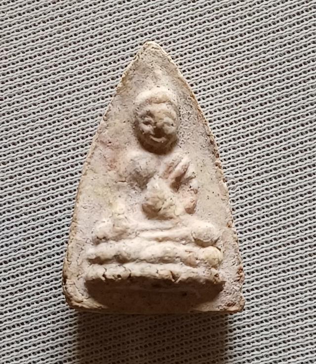 ถ้าพุทโธน้อยคุณแม่บุญเรือน พิมพ์กลางเนื้อผง