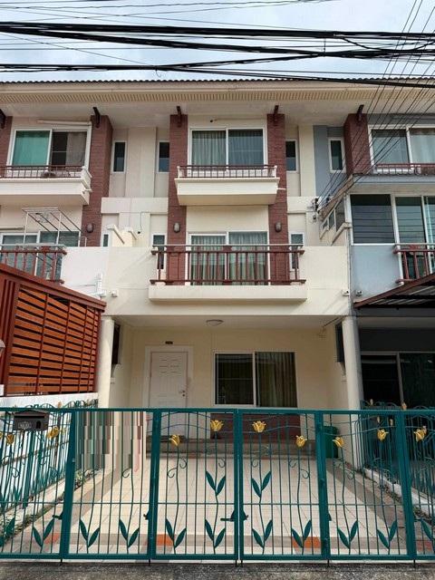 ให้เช่าทาวน์โฮม 3 ชั้น 4 ห้องนอน ศุภาลัย พาร์ควิลล์ รามอินทรา 23 Supalai Park Ville ใกล้ BTS สถานีลาดปลาเค้า 1