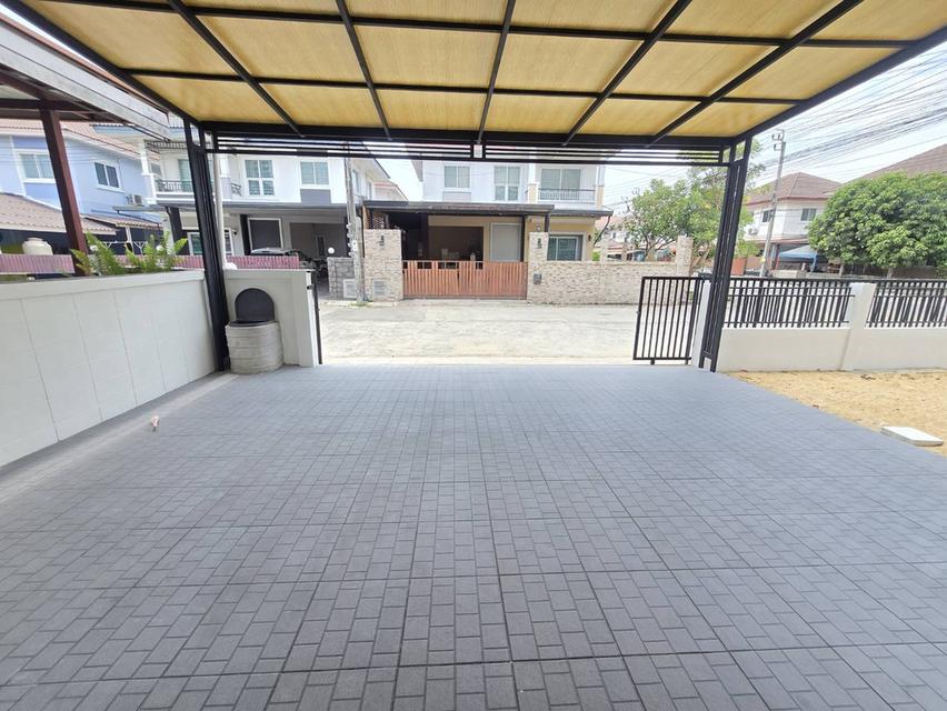 หมู่บ้านนนทวีวิลล์5 ถนนมิตรไมตรี คู้ซ้าย หนองจอก บ้านเดี่ยว2ชั้น หลังมุม 4