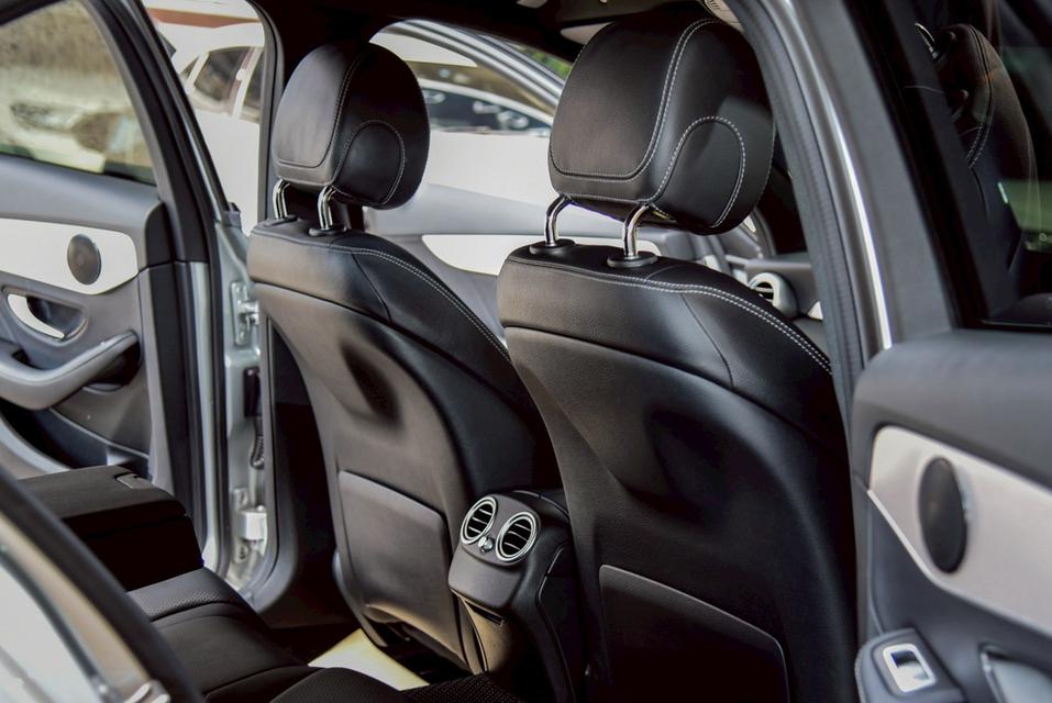 Mercedes-Benz C300e 2.0 AMG Sport W205 AT 2022 รูปที่ 9