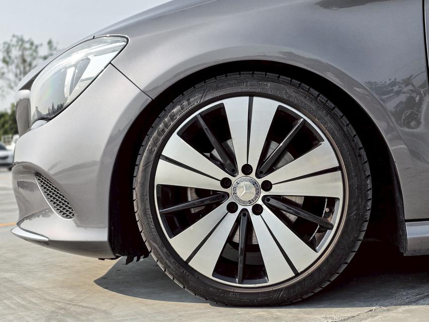 รหัสรถ CBLX1407 💎 Mercedes-Benz CLA 200 Urban 1.6 ปี 2017 รูปที่ 3