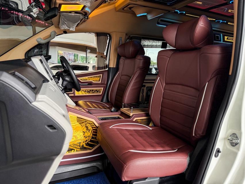 รหัสรถ WRT1800 2024 TOYOTA COMMUTER, 2.8  9