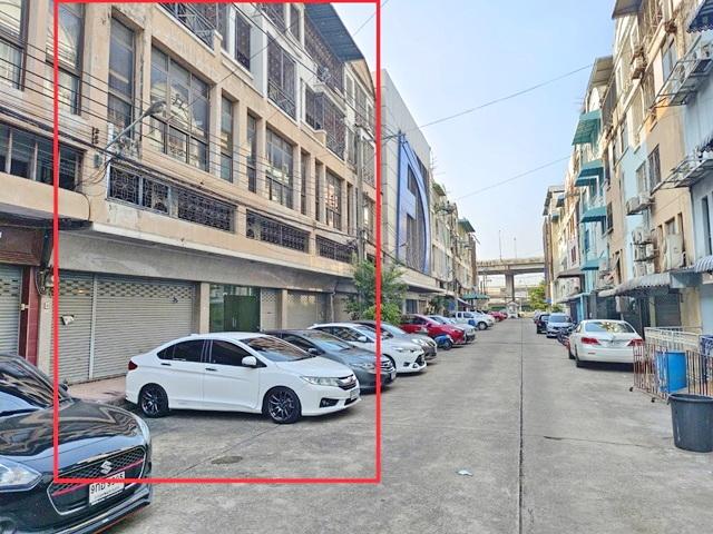 โชว์รูม เซ็นทรัล ปิ่นเกล้า! มีลิฟท์ อ.พาณิชย์ 4.5ชั้น 3คูหา 1010 ตรม. ใหม่ตรงปก ให้เช่าออฟฟิต 60ตรว. บรมราชชนนี29-45 MRT