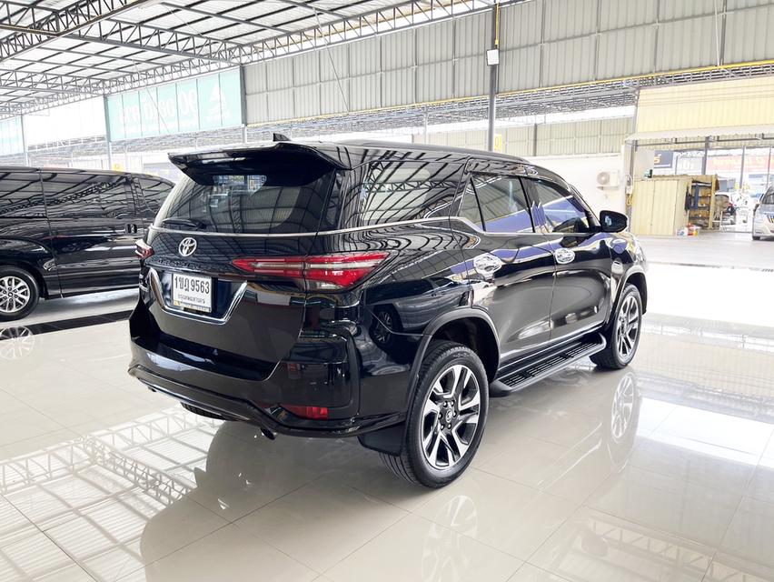 Toyota Fortuner 2.8 Legender (ปี 2020) SUV AT - 2WD 3