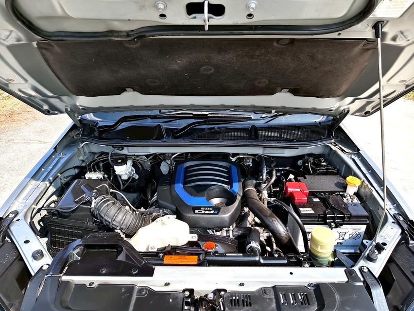 ISUZU Mu-X 1.9 Active A/T ปี 2021 รูปที่ 8