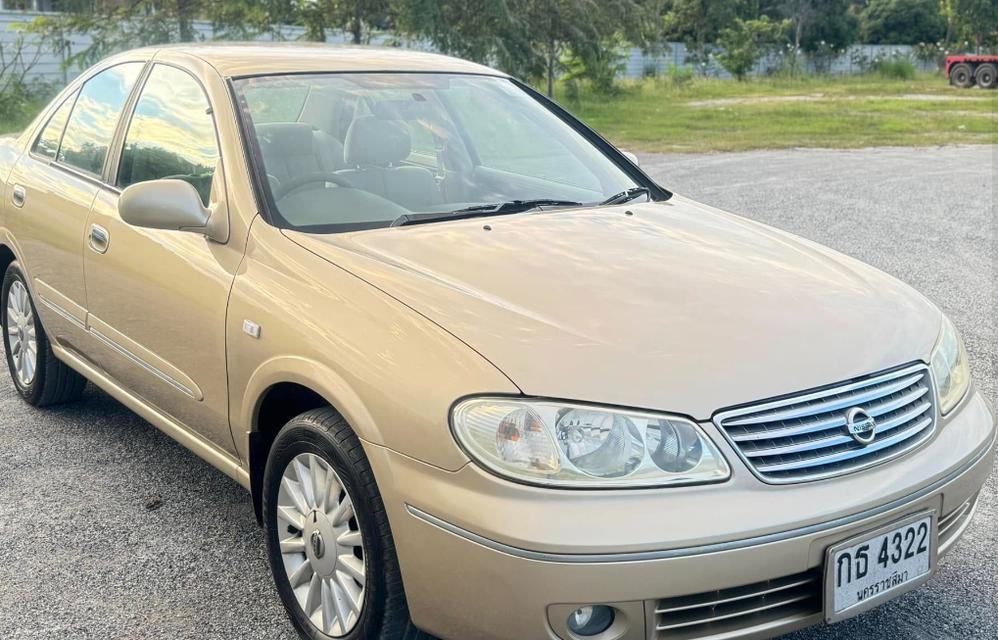 Nissan Sunny สภาพดีมือสอง 3