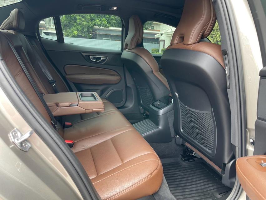 Volvo S60 Recharge T8 Momentum AWDปี 2021 เลขไมล์ 74,xxx km. รูปที่ 13