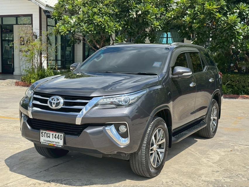 Toyota Fortuner 2.8 4x4 AT 2016