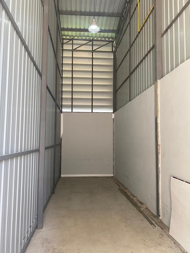 โกดังขนาดเล็กให้เช่า พร้อมจดทะเบียนบริษัท 2