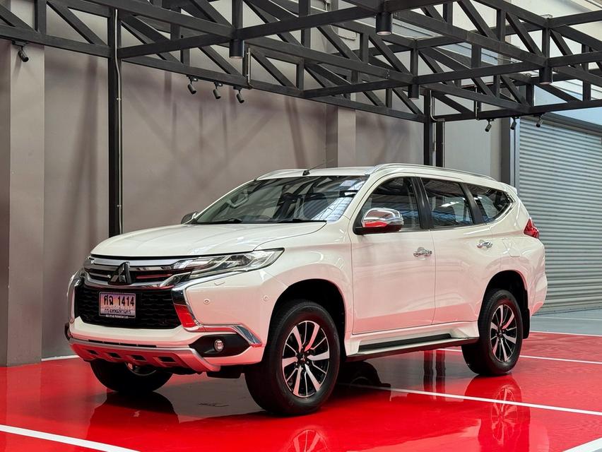 2018 MITSUBISHI PAJERO 2.4 GT PREMIUM รถมือเดียวออกป้ายแดง รถวิ่งน้อย ประวัติศูนย์ครบ ไม่เคยมีอุบัติเหตุครับ