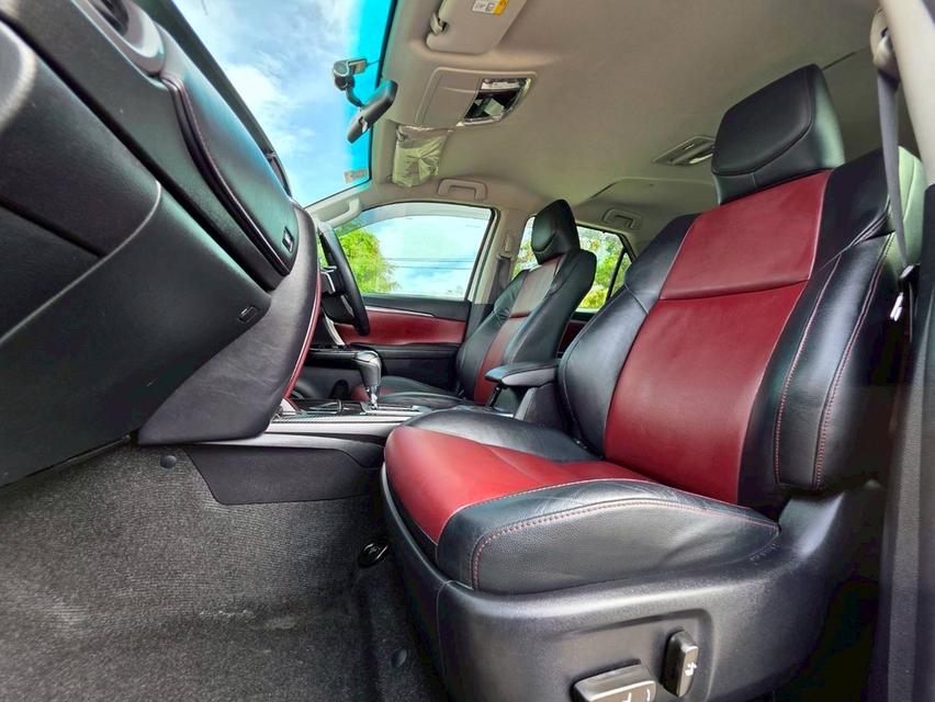 รหัสรถ PEAT608 🔥 สวยดุดัน TOYOTA FORTUNER 2.8 TRD Sportivo 2019 สีขาว รูปที่ 15