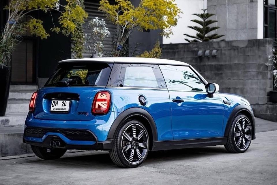 MINI Cooper S *Your Edition* (Final Edition for F56) ปี 22 รหัส PR20 4