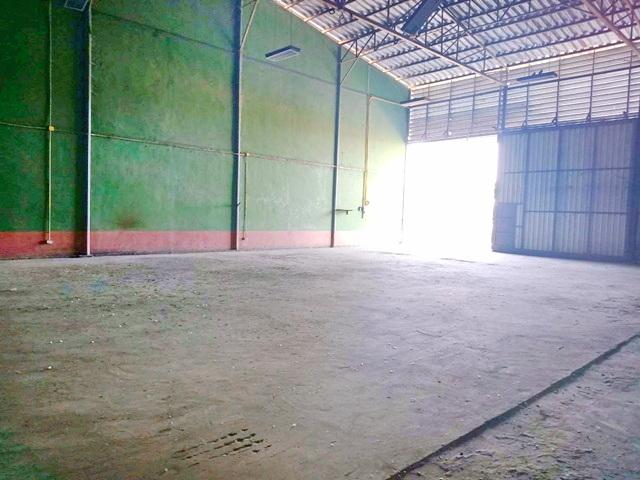 ทำเลเลียบมอเตอร์เวย์ฝั่งตะวันตก มอเตอร์เวย์บางปะอิน 1.4 กม. ให้เช่าโกดังพื้นที่ 360 ตร.ม. ตลาดบึงคำพร้อย 900 ม. ตลาดนานา 1