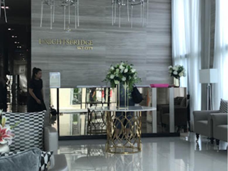 ขายห้องชุดติด BTS สายหยุด โครงการ Knightsbridge Sky City 13