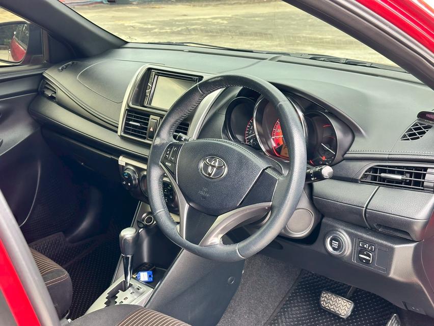 รหัสรถ PAT3923 TOYOTA YARIS 1.2G A/T ปี2017 สีแดง