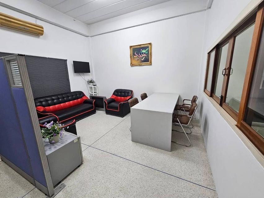 ขายที่ดินซอย จตุโชติ 4 แขวงออเงิน เขตสายไหม กรุงเทพ ใกล้ทางขึ้น-ลงทางด่วน ทั้งสุขาภิบาล5 และจตุโชติ  เนื้อที่ 1 ไร่ราคา 25 ล้านบาท 6