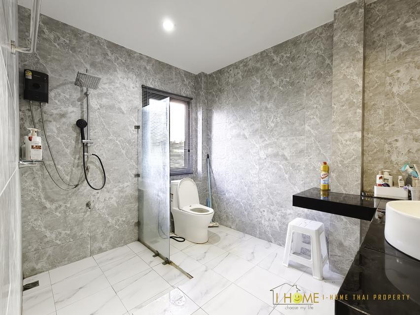 🏡 ขายบ้านเดี่ยว 2 ชั้น ทำเลดีใกล้รวมโชค & ศูนย์ราชการ เพียง 10 นาที | สินเชื่อฟรี! 3-Bedroom House for Sale - Near Ruamchok Mall & City Hall 14