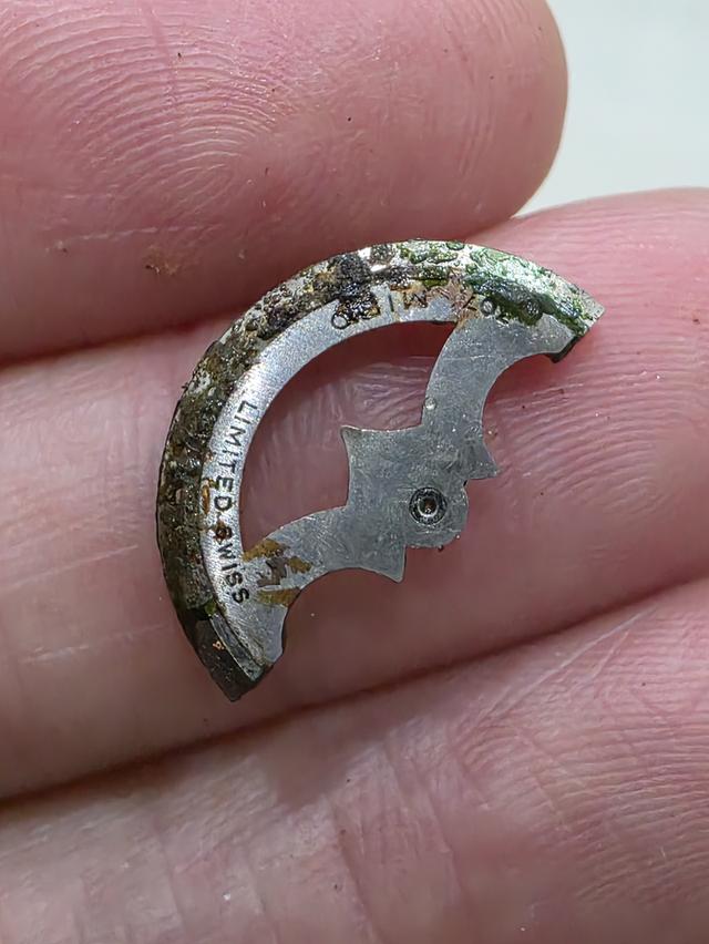 A.อะไหล่ จานเหวี่ยง นาฬิกา MIDO LIMITED WATCH PARTS มิโด้ ของเก่าเก็บ สวยหายากรุ่นเก่า ขายตามสภาพ พร้อมส่ง