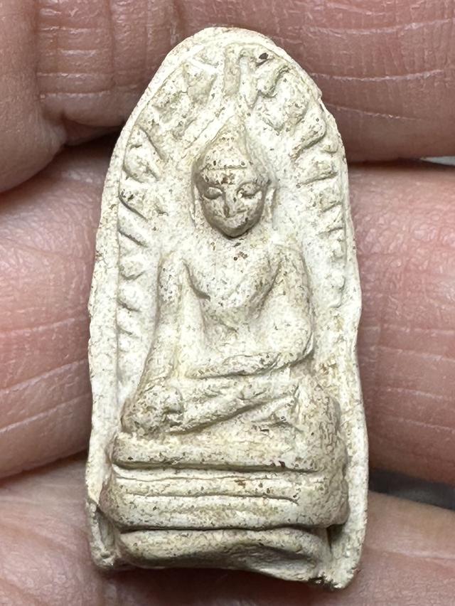 พระรอดลาำพูน องค์ละ1 000 9