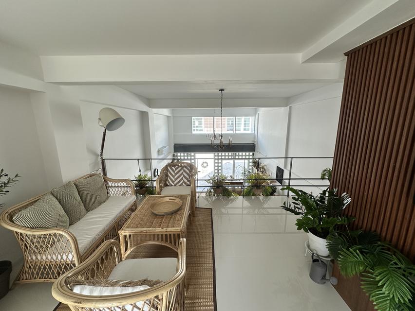 อาคารพาณิชย์ Vizio Romklao-Suvanabhumi 8