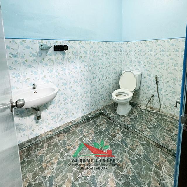 ขายทาวน์เฮ้าส์18ตรว. ซ.บุญมี 8 แป๊ะกง ตลาดกระทุ่มแบน สวยพร้อมอยู่ กู้ได้เต็ม 11