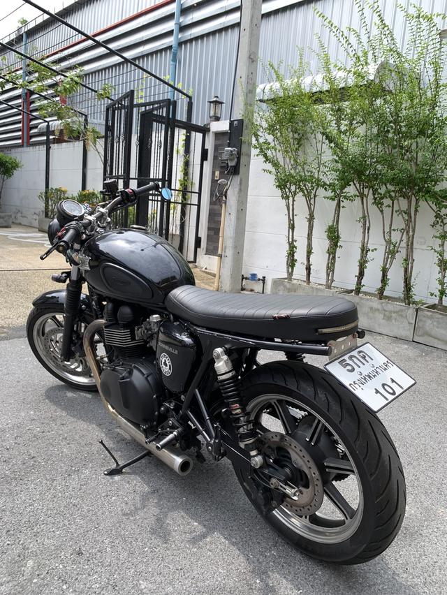 Bonneville ปี 2012 จด 13
