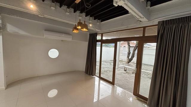 PB5365 ขายบ้านเดี่ยว 2ชั้น หมู่บ้าน อมรพันธ์ 9 ซอยลาดพร้าว-วังหิน74 บ้านรีโนเวท เนื้อที่ดิน 88 ตรว. อยู่บนถนนเมน 6