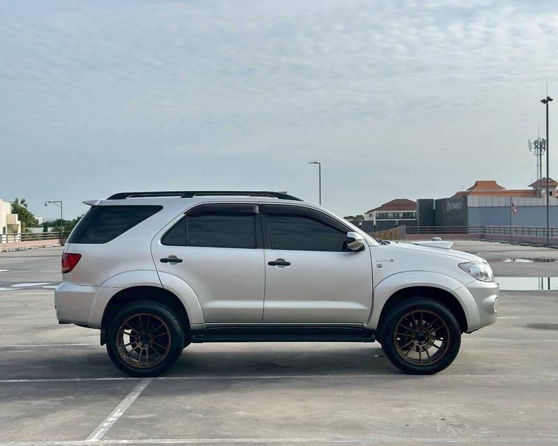 รหัสรถ QT791 Toyota Fortuner 3.0V เกียร์ Auto 4WD สีบรอนซ์ทอง ปี2005 9