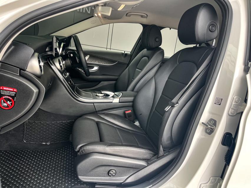 ปี 2019 BENZ C-CLASS, C300e AVANTGARDE 14