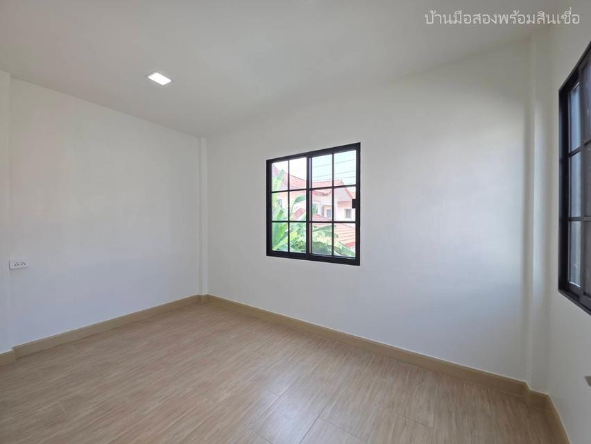 หมู่บ้านวรางกูล เลียบคลองสอง 6 15