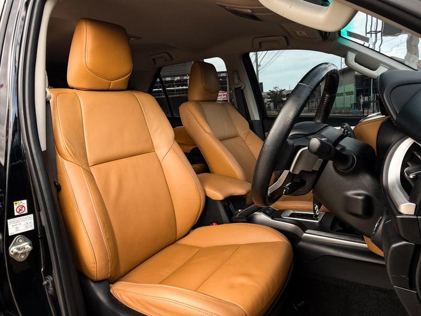 ขาย Toyota Fortuner 2.8V 4wd ปี20 12