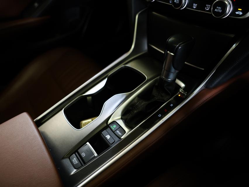 2021 Honda ACCORD 2.0 (ปี 19-23) e:HEV TECH Sedan AT รูปที่ 14