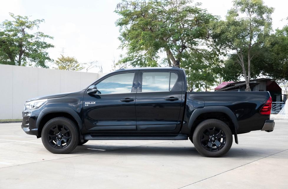 Double Cab 4x4 2.8 Rocco AT ปี  18