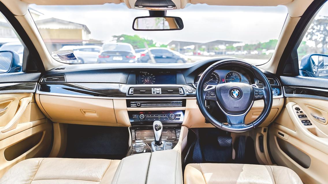 BMW 528i A/T ปี 2013 จด 2014 รูปที่ 10
