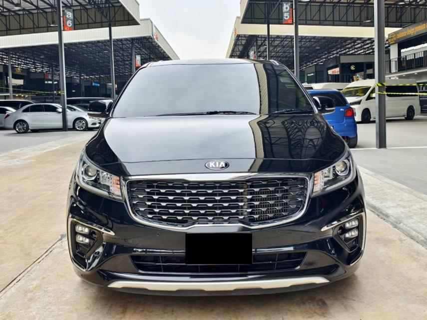 รถเข้าใหม่! KIA GRAND CARNIVAL 2.2 EX ปี 2018 สีดำ