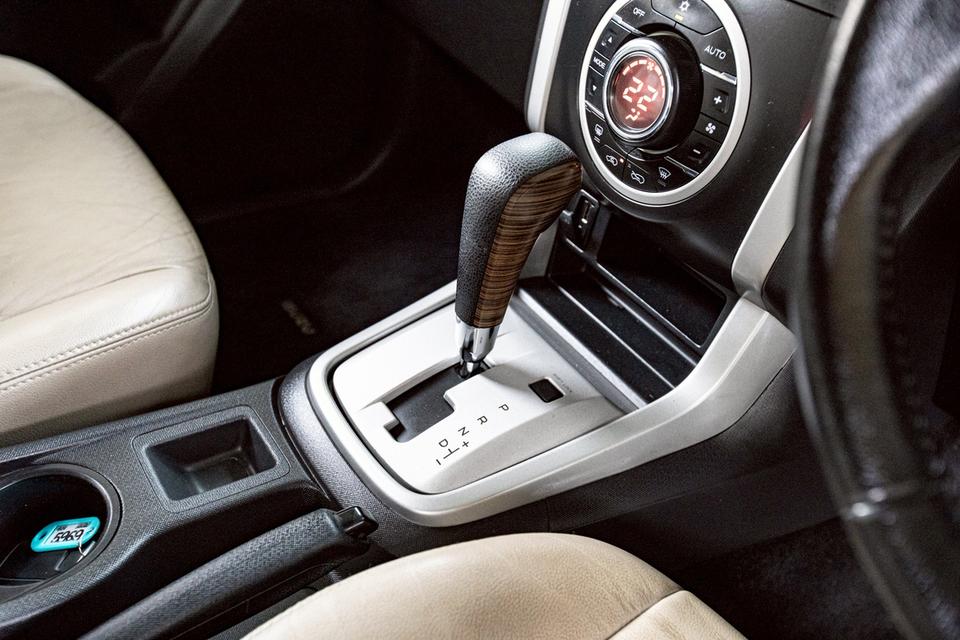 Isuzu Mu-X 3.0 DVD Navi สีเทา ปี 2015 มือเดียวป้ายแดง 18