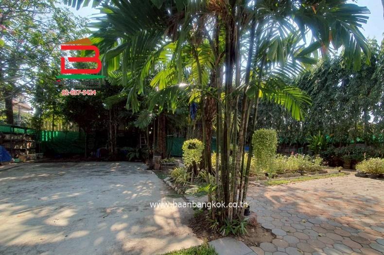 ที่ดินเปล่าในหมู่บ้านผกามาศ (St. Andrews International School ) เนื้อที่ 89.7 ตรว. แขวงสวนหลวง เขตสวนหลวง 2