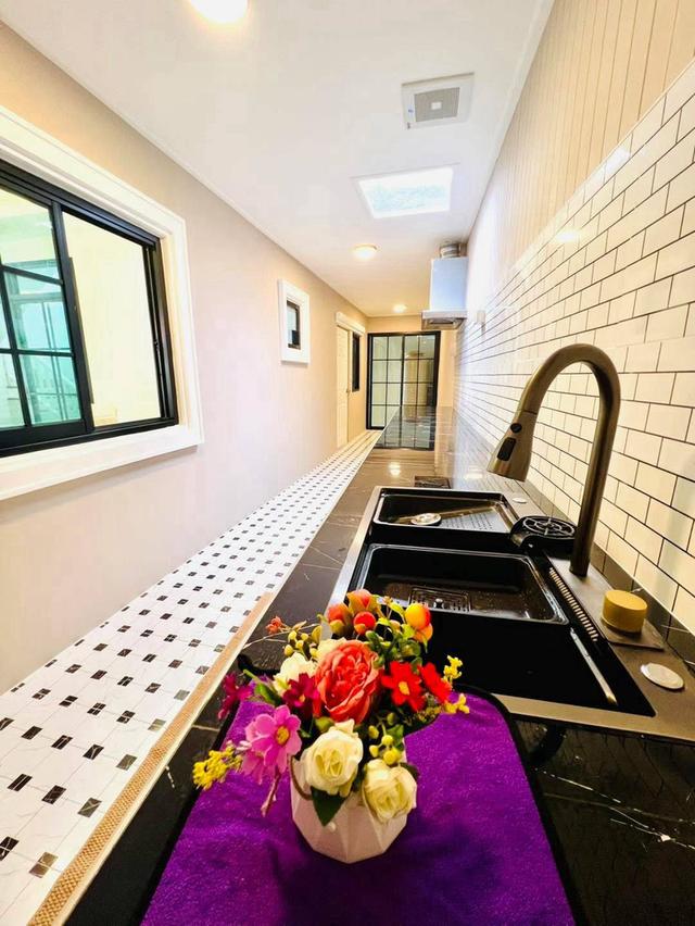 หมู่บ้านพฤกษาวิลเลจ 5 ทำเลวงแหวน - รัตนาธิเบศร์ บ้านเดี่ยว 2 ชั้น ถนนเมนโครงการ ตกแต่งใหม่ 10