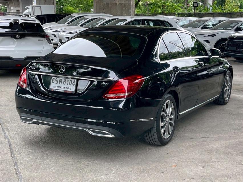 รหัสรถ WMT6104 BENZ C200 ปี 2015