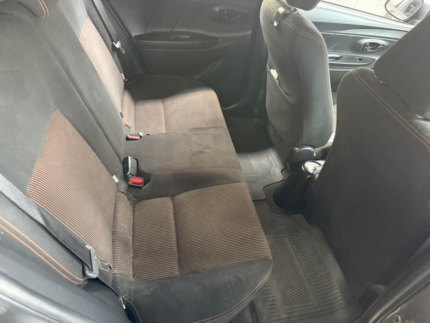 Toyota Yaris 8