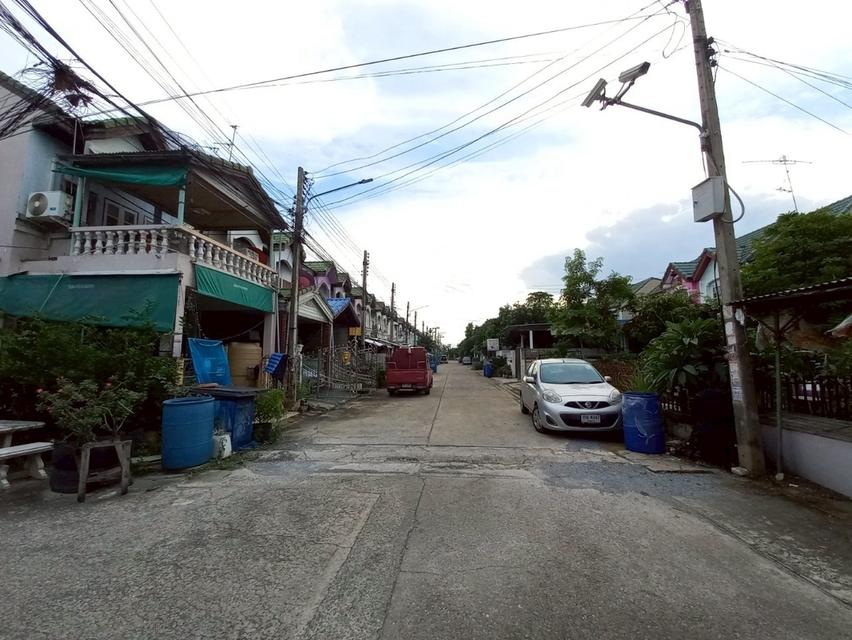 ขายบ้าน 2 ชั้น หมู่บ้านขจีนุช ติดถนนราชพฤกษ์ ลาดหลุมแก้ว ปทุมธานี 4