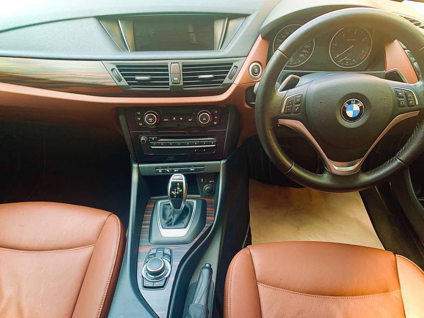 BMW X1 2.0 Diesel มีจอ navi ครบ Top  5