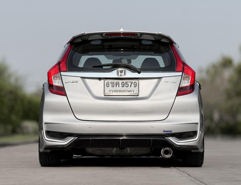 Honda Jazz GK V 2019 AT รูปที่ 3