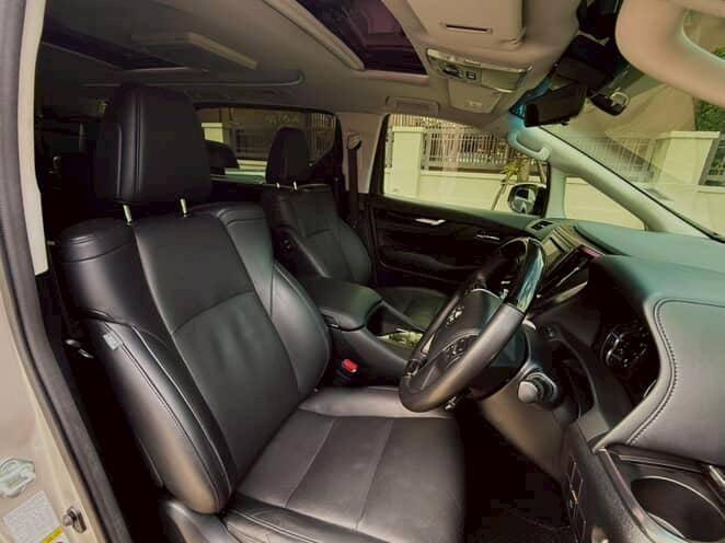 Toyota Vellfire 2.5 ZG Edition ปี 2019 9