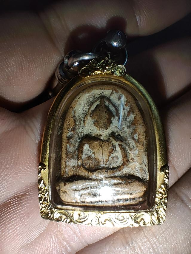 พระซุ้มกรอ กรอบทอง