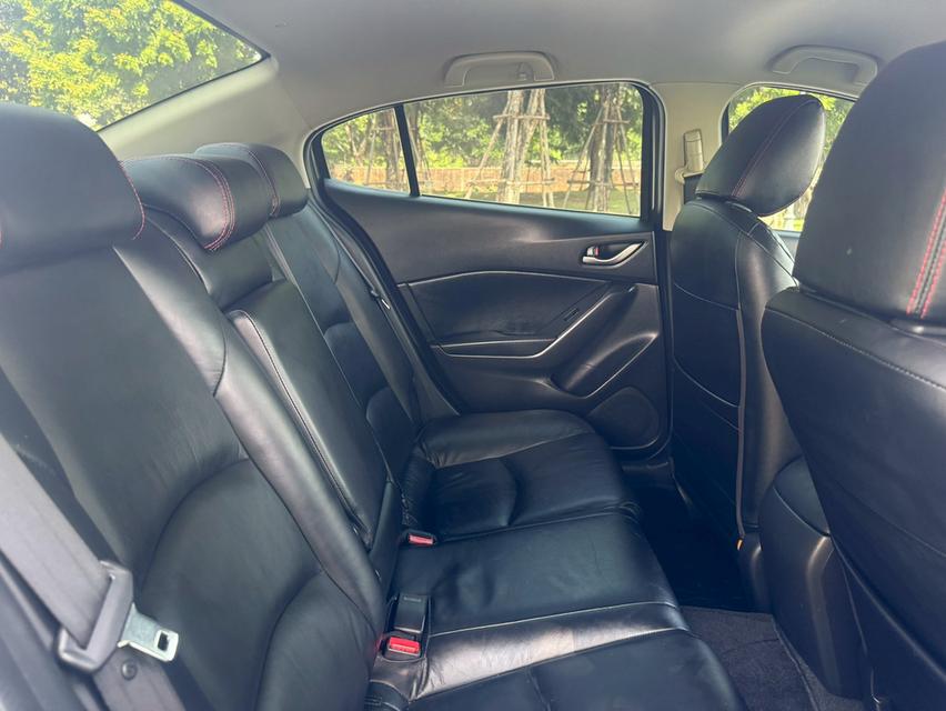 MAZDA3 2.0 C ปี 2016 11