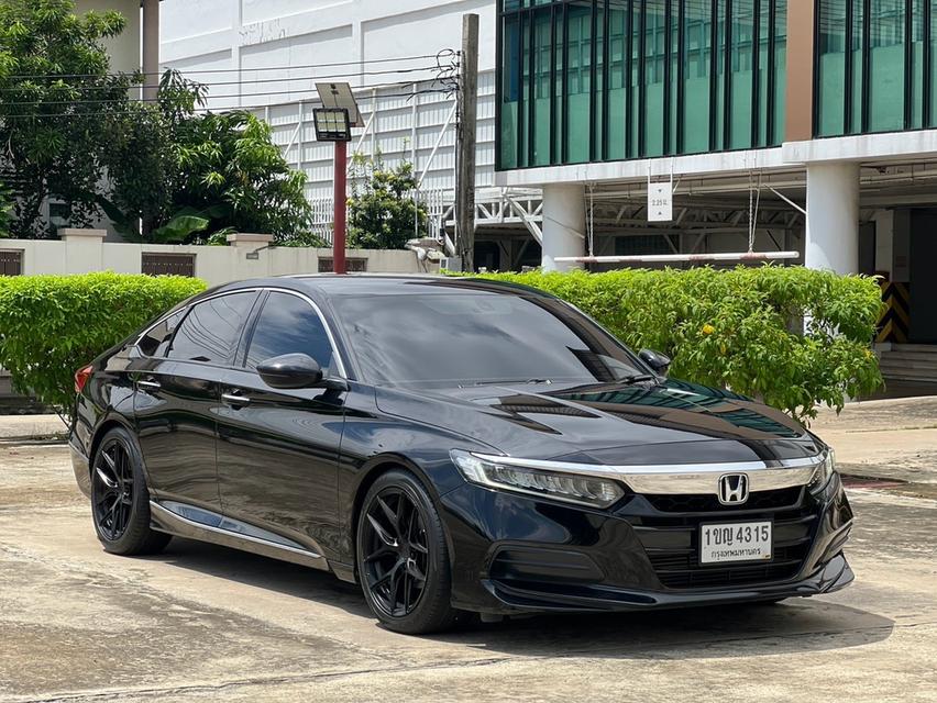 (แจ้งรหัสรถ NCT107) Honda Accord 1.5 Turbo ปี 2019 จด 2020